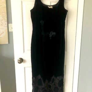 Ladies back velvet gown with lace trim